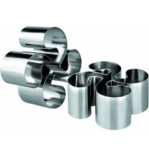 Emporte pièce en inox en forme de croix basque 10 cm