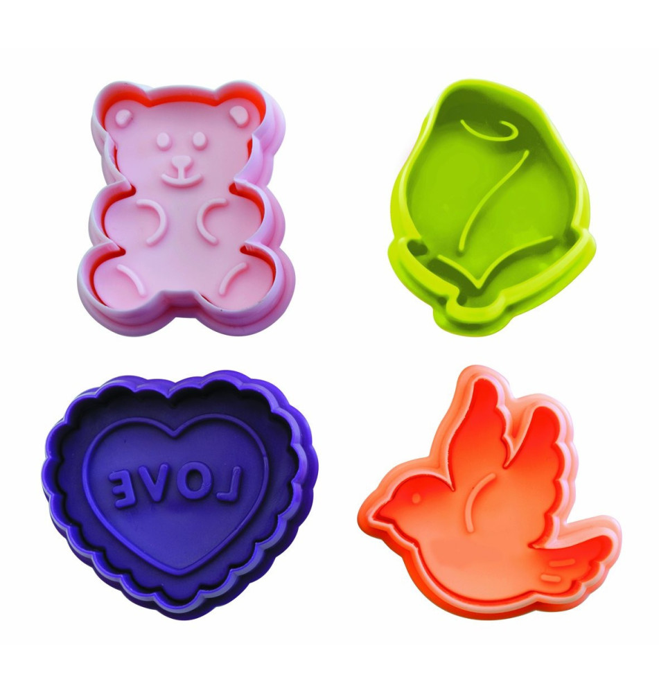 Lot de 4 emporte-pièces avec Poussoir Saint Valentin
